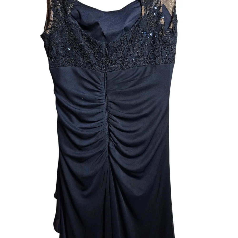 Navy Blue Formal Betsy & Adam Dress Size 6 Lace Sequin‎ Cutout Ruched Gown
